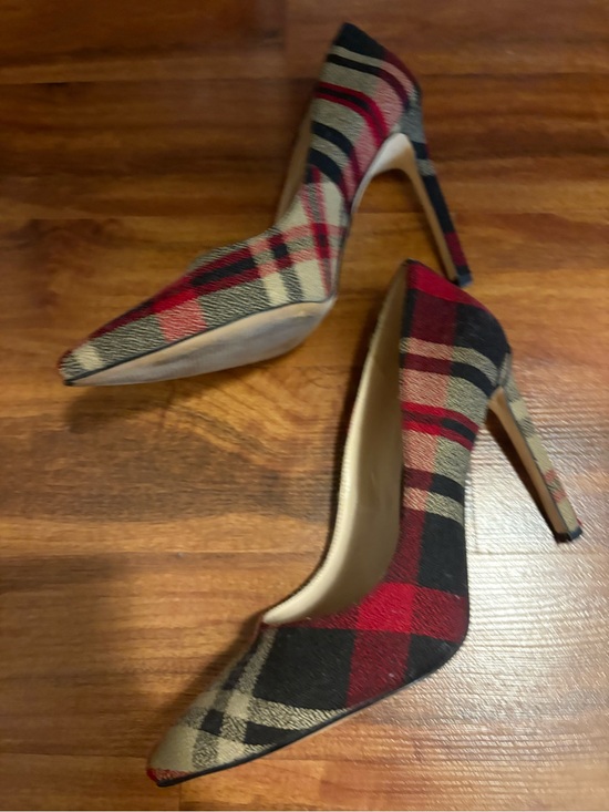 Nine West Shoes - Nine West Tartan plaid fabric pointed-Toe Stiletto Pumps. Worn 1x. Beautiful!